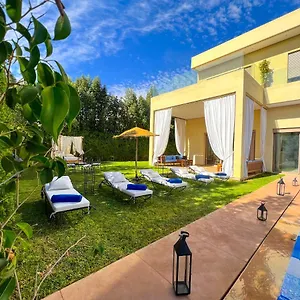 Guest house Saphir & *****