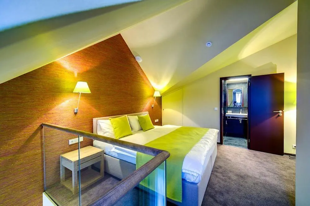 ****  Hotel Restaurant Darwin Prague Czech Republic